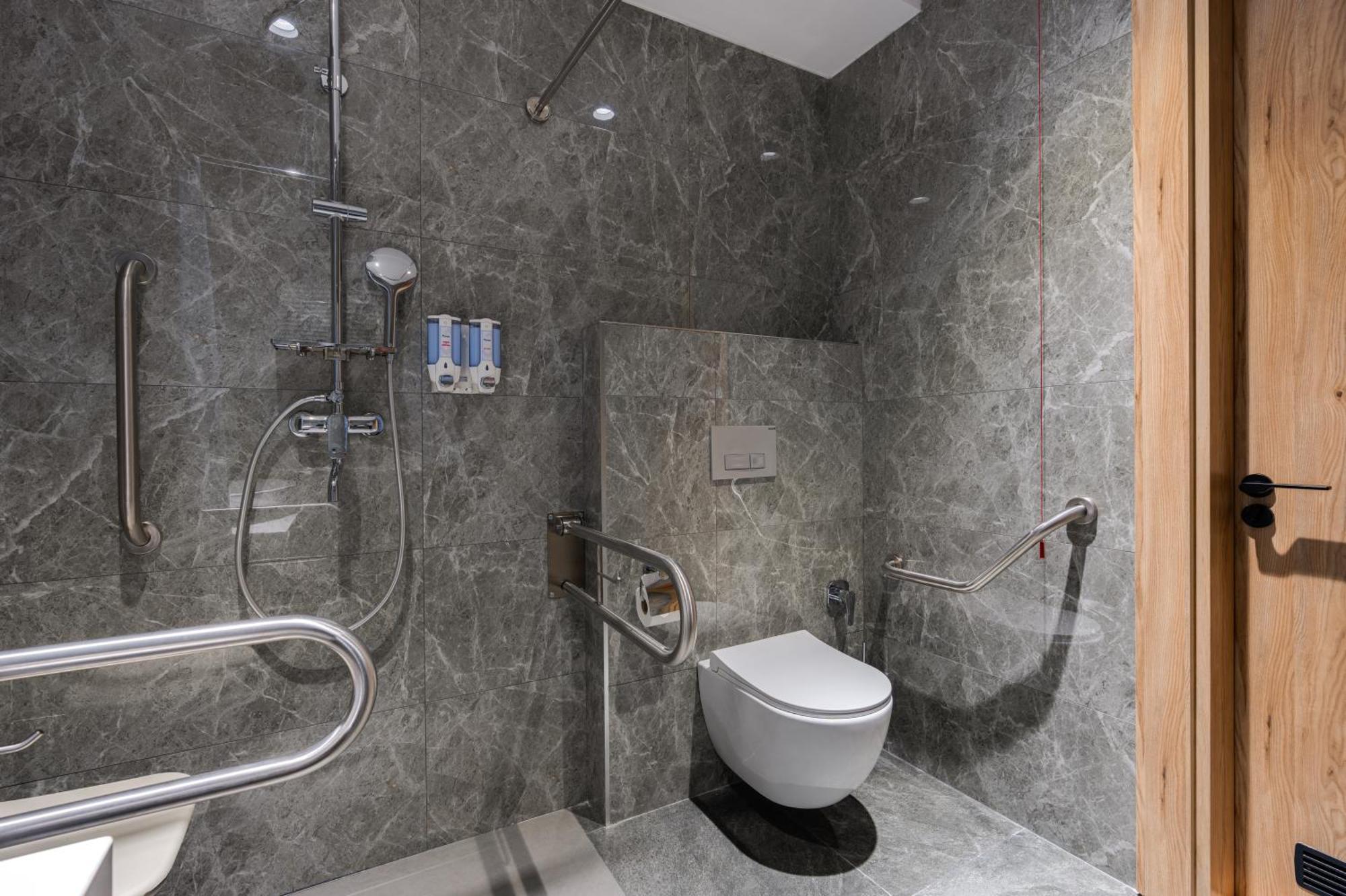 The Elements Hotel Tashkent Luaran gambar